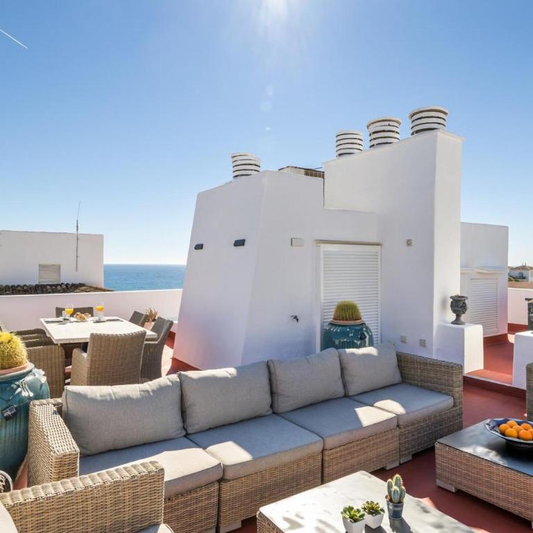 Casa cádiz 607 playas del duque - Two-Bedroom Apartment - 19