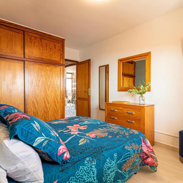Elegant Candelaria apartment with ocean views - Apartamento - 17