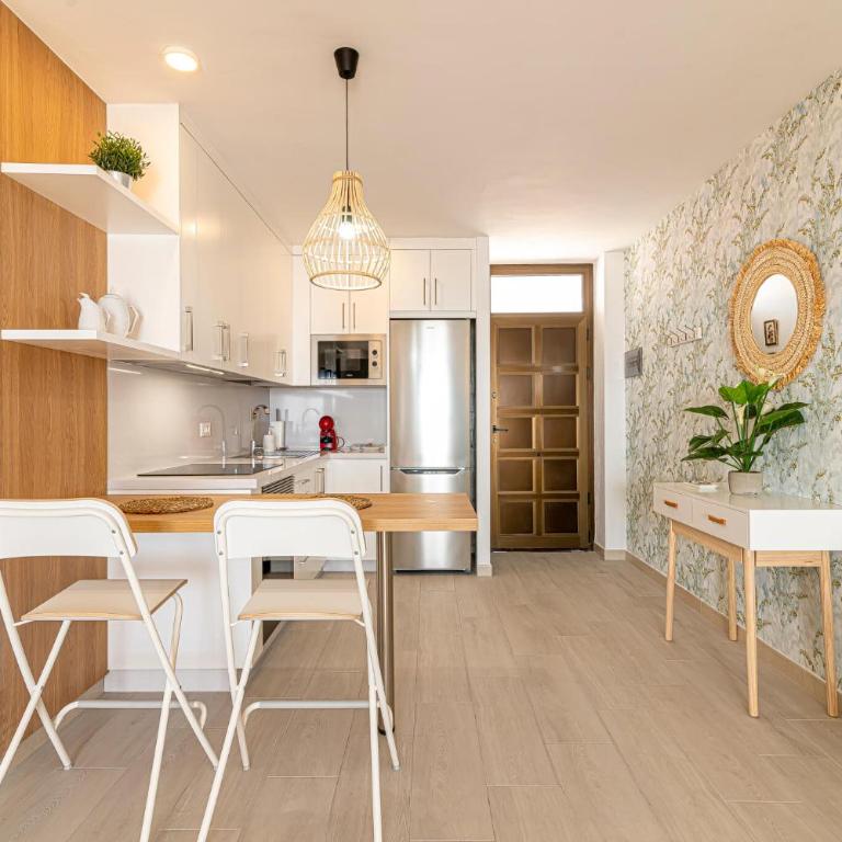 Elegant Candelaria apartment with ocean views - Apartamento - 14