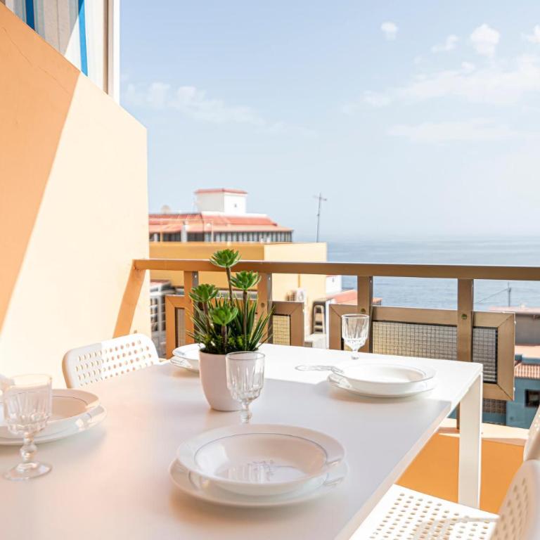 Elegant Candelaria apartment with ocean views - Apartamento - 24