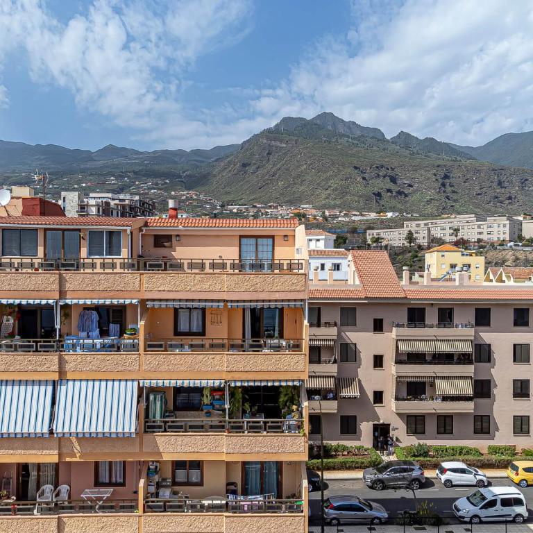 Elegant Candelaria apartment with ocean views - Apartamento - 27