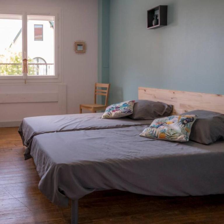 La cahute, Gîte avec jardin pour 15 personnes - Maison 7 Chambres - 7