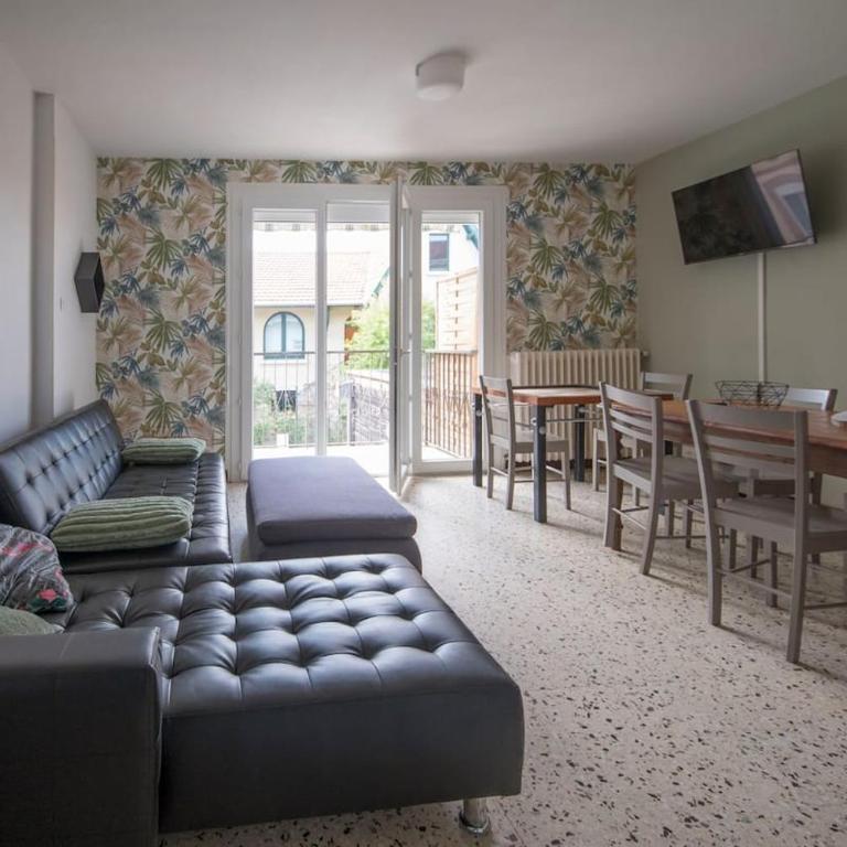 La cahute, Gîte avec jardin pour 15 personnes - Maison 7 Chambres - 4