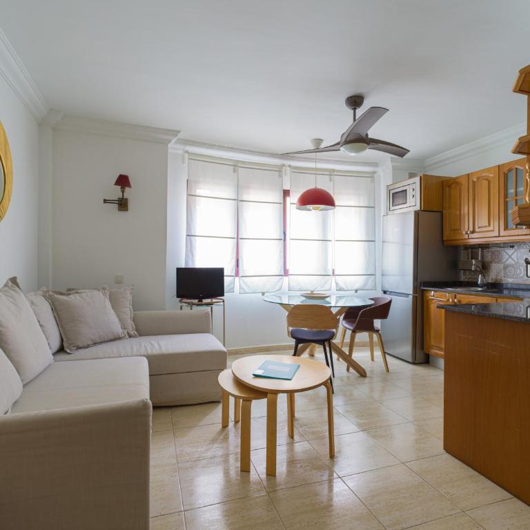 Quiet behind the beach By CanariasGetaway - Apartamento - 5