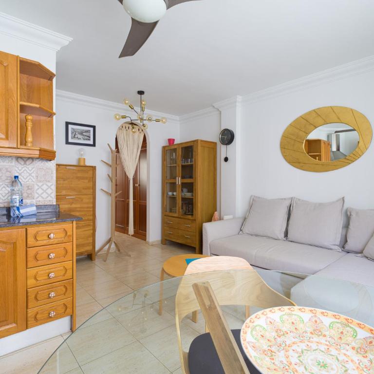 Quiet behind the beach By CanariasGetaway - Apartamento - 6