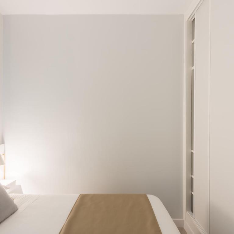 Carretas Apartments - Two-Bedroom Apartment (6 Adults) - 9
