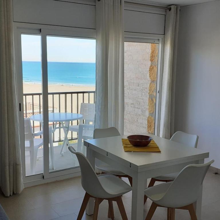 Apartamentos Dins Mar Apto. 10 - Apartamento con vistas al mar - 8