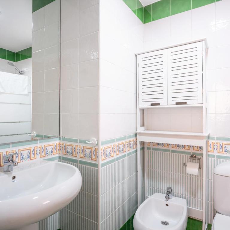 EnjoyGranada TREVENQUE Center - Apartment - 16