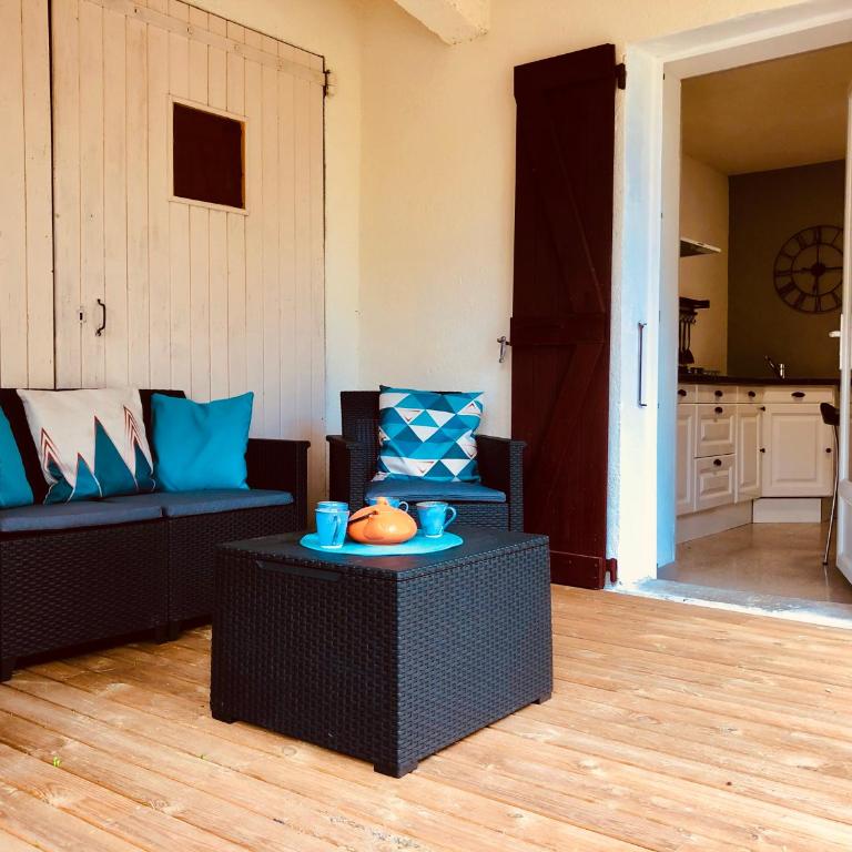 Les Gîtes de Chauvet - Appartement avec Terrasse - 7