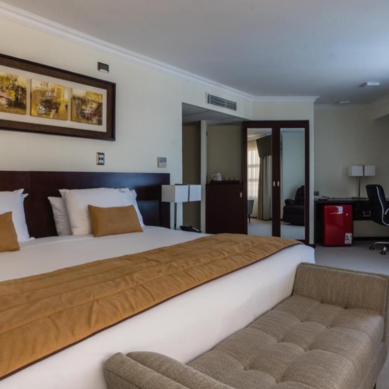 Hotel Costa Pacifico - Suite - Habitación Deluxe con cama extragrande - 4