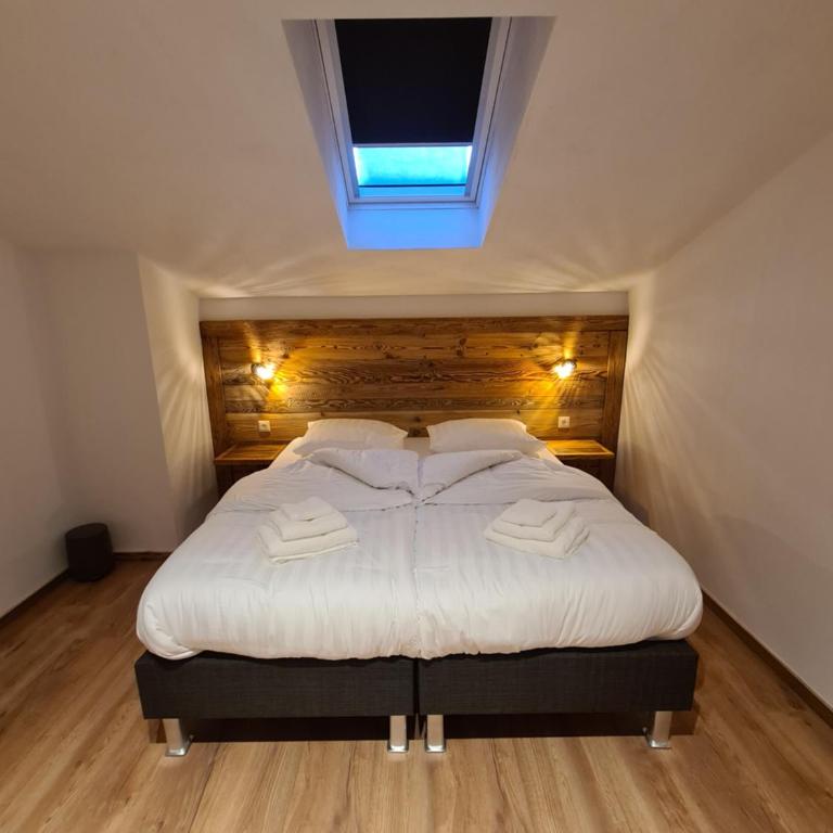 Hotel Pension Annerlhof - Vierbettzimmer mit Balkon - 8