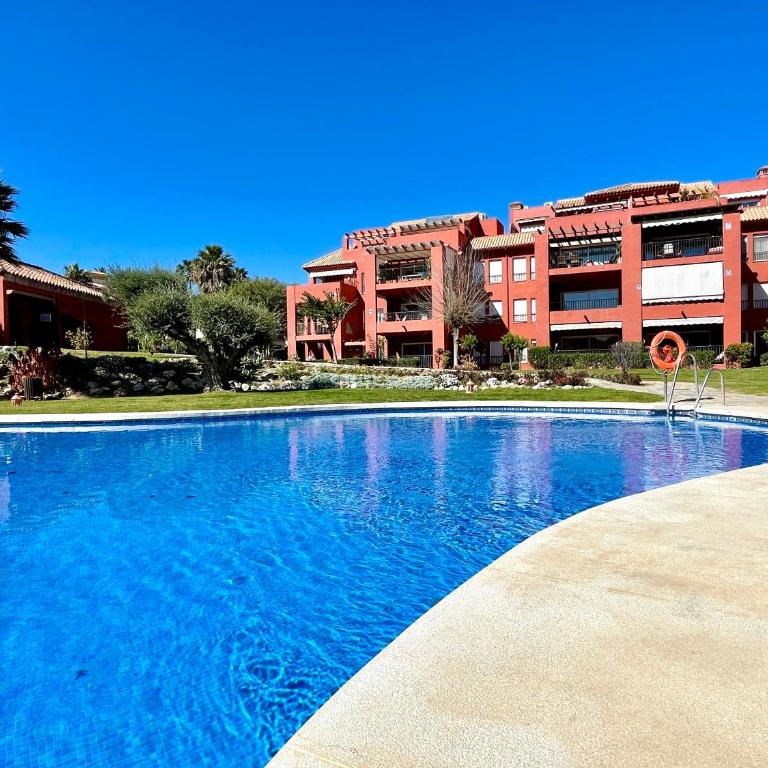 Pool View GOLF FAMILY Ground Floor Terrace with barbecue in Mijas Costa - Apartamento - 2