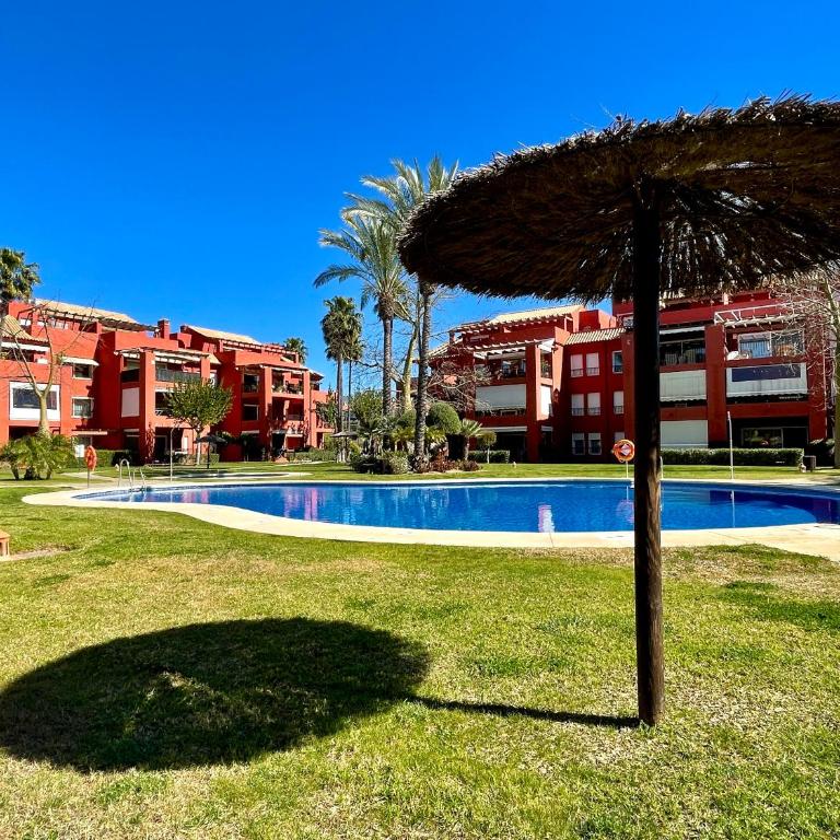 Pool View GOLF FAMILY Ground Floor Terrace with barbecue in Mijas Costa - Apartamento - 27