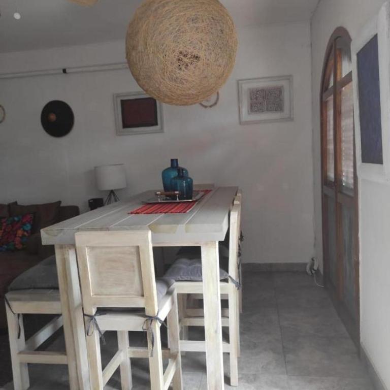 DEPAR DE PLAYA Casa Blanca Same - Three-Bedroom House - 11