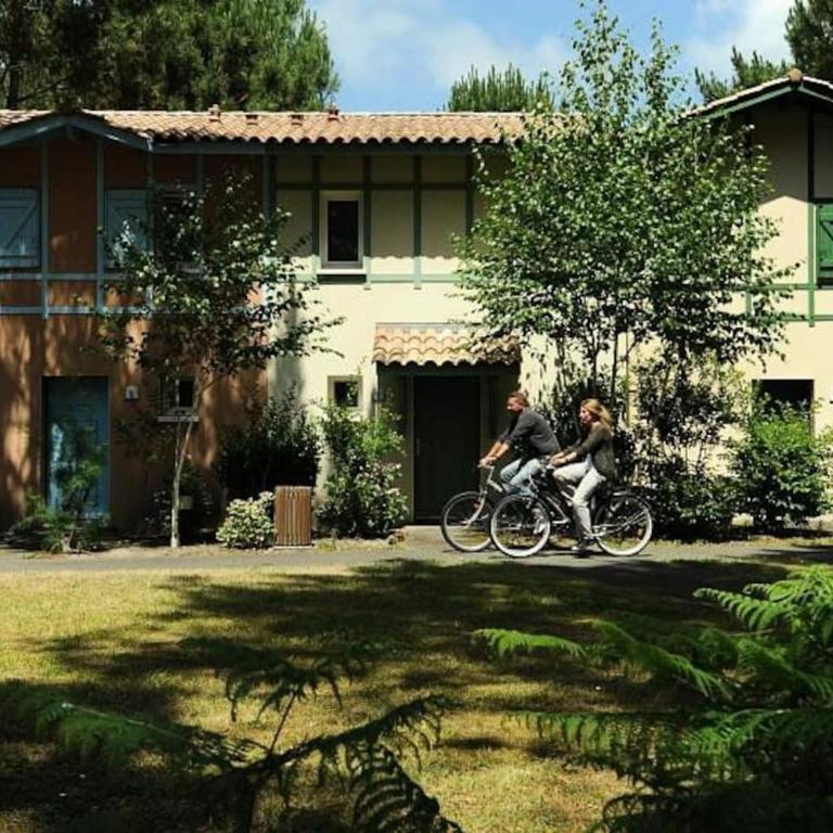 Bel appartement lumineux à Vieux Boucau avec piscine chauffée - Résidence Domaine du Golf de Pinsolle - Appartement avec Terrasse - 31