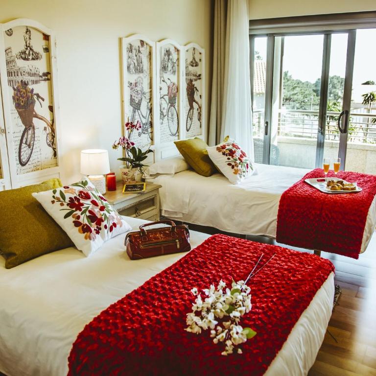 Villa in Sanxenxo with Sea View & Pool - Five-Bedroom Holiday Home - 4