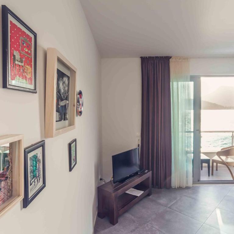 Love Live Hotel - Suite - 5