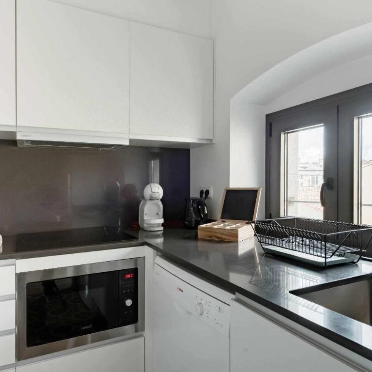 Revitalized Apartment in Historical Building - Apartamento de 2 dormitorios - 14