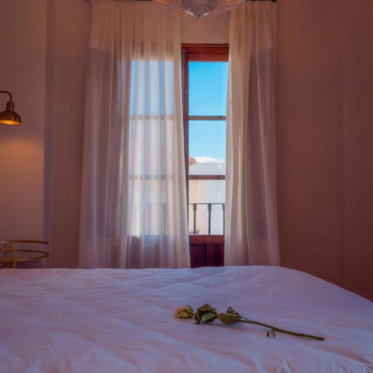 CANDIL SUITE Realejo - Junior Suite with Balcony - 1