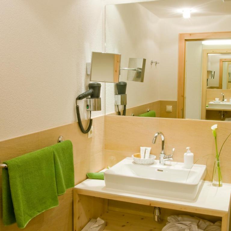 HOTEL Der Waldhof - Unique - A hidden gem - nature - organic - Eco - Einzelzimmer - 1