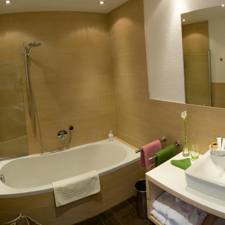 HOTEL Der Waldhof - Unique - A hidden gem - nature - organic - Eco - Suite - 5