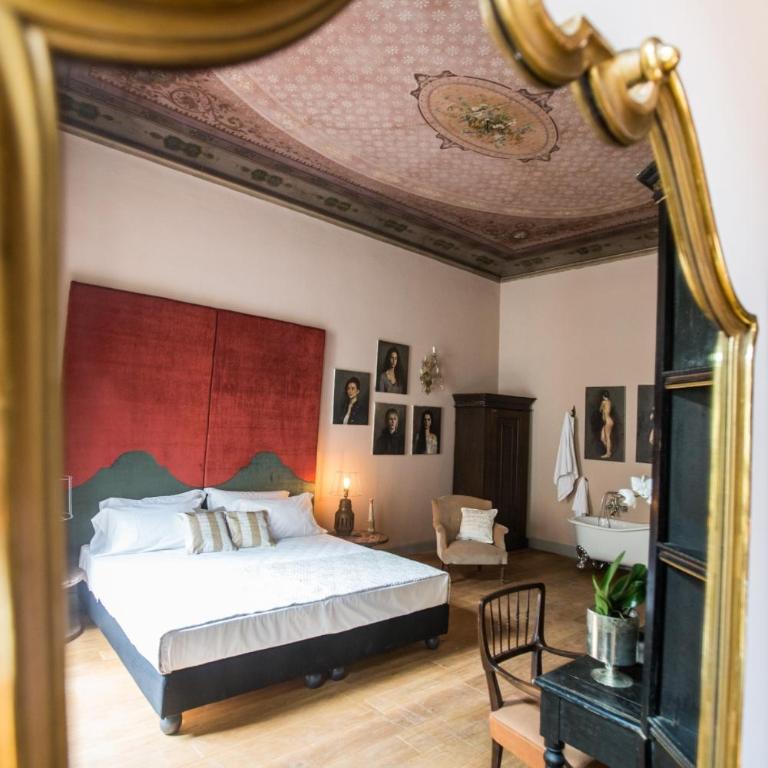 Soprarno Suites - Camera Matrimoniale Deluxe - 9