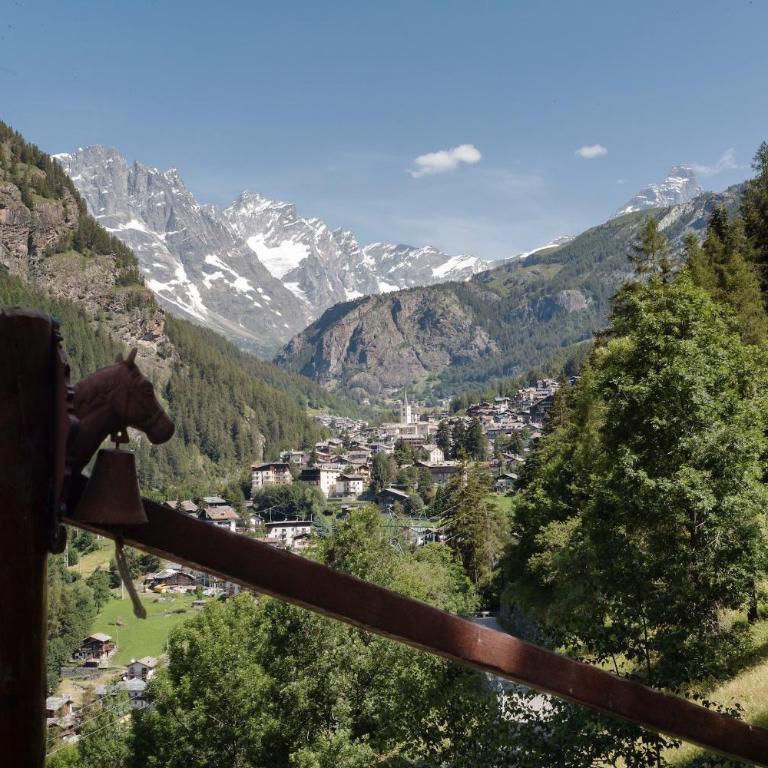 HelloChalet - Chalet da MiRo - Sunny terraces with stunning Matterhorn views, reachable on foot only - Appartamento con Vista Montagna - 8