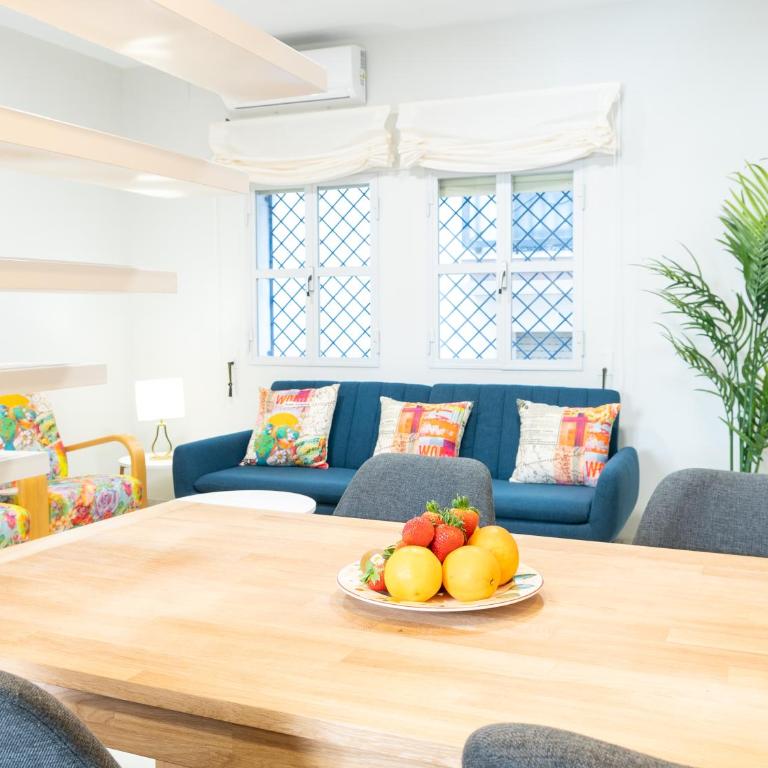 La Casa de los Naranjos - Two-Bedroom Apartment - 1