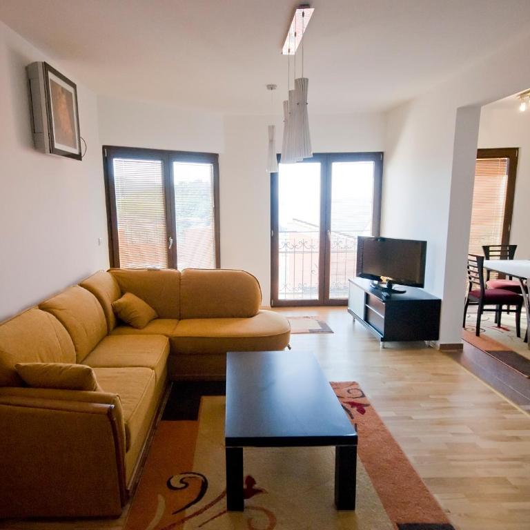 Apartments Ivan - Apartman sa 2 Spavaće Sobe, Balkonom i Pogledom na More - 2