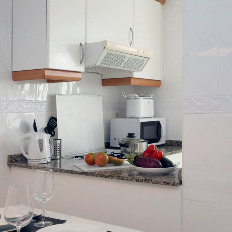SingularStays Mercado Central - Three-Bedroom Apartment - 7