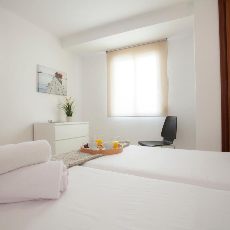 SingularStays Mercado Central - Three-Bedroom Apartment - 5