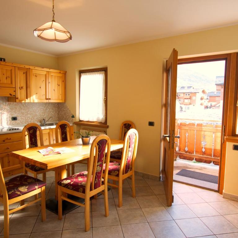 Miky House - Appartamenti Abar - Three-Bedroom Apartment - 1