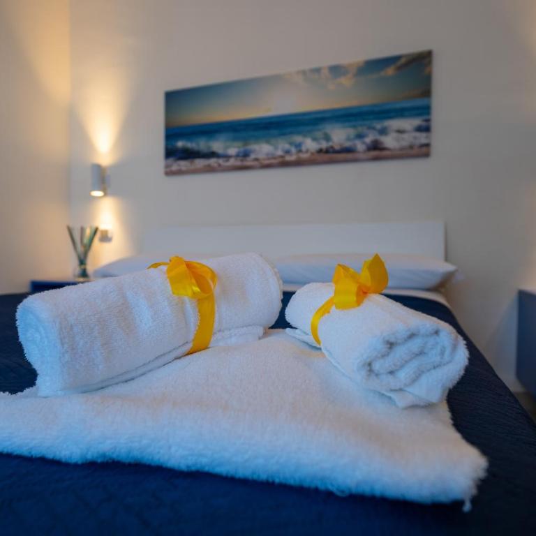 SunSea Bed And Breakfast - Camera Tripla con Terrazza - 14