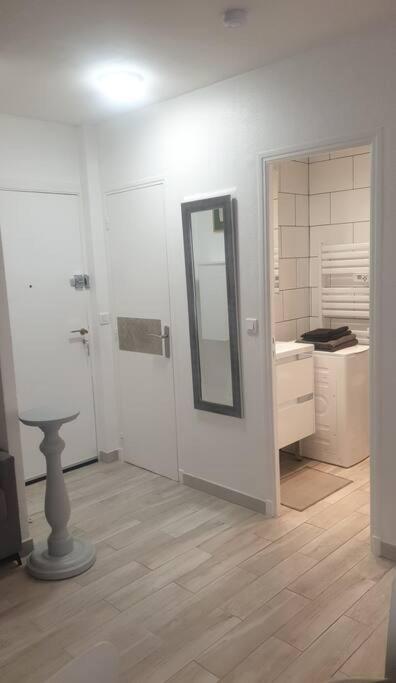 petit coin ensoleillé - Appartement 1 Chambre - 13