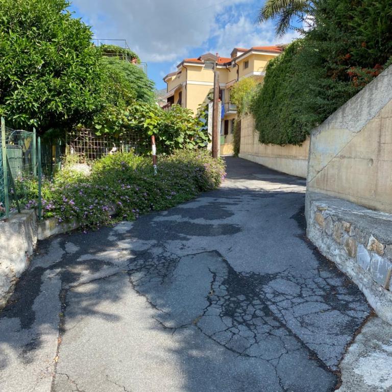 CASA MIMOSA: relax, vista mare, parcheggio gratis - Appartamento con 1 Camera da Letto - 24