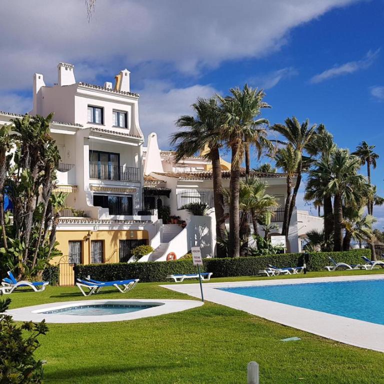 L157 Cabopino - Apartamento con vistas a la piscina - 1