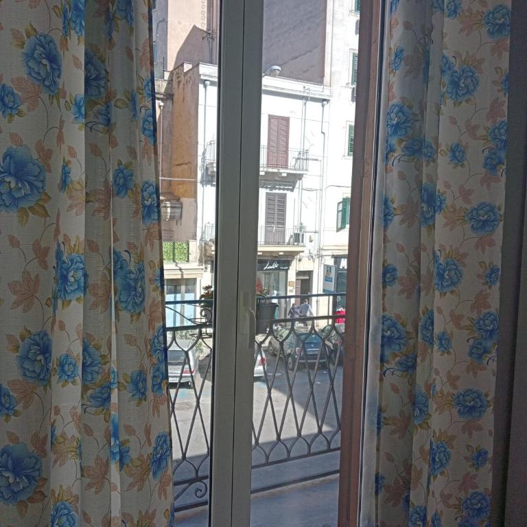 Dietro il massimo - Camera Matrimoniale con Balcone - 12