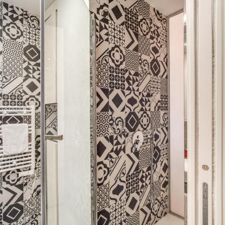 Original House in Trastevere - Two-Bedroom Apartment - 22