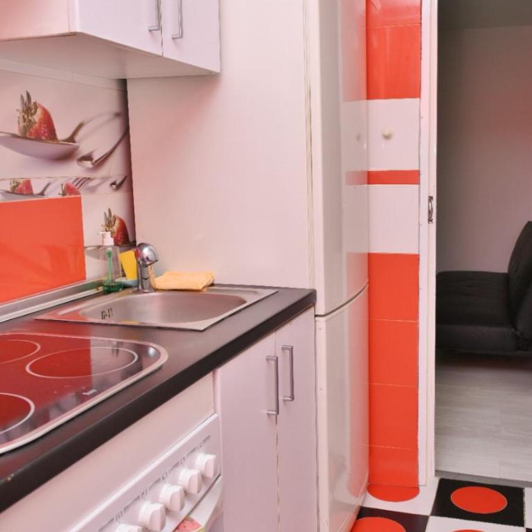 Departamentos C&G - One-Bedroom Apartment - 10
