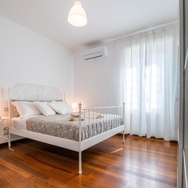 Familiaris Pompei Holiday Home - Appartamento con 2 Camere da Letto - 57
