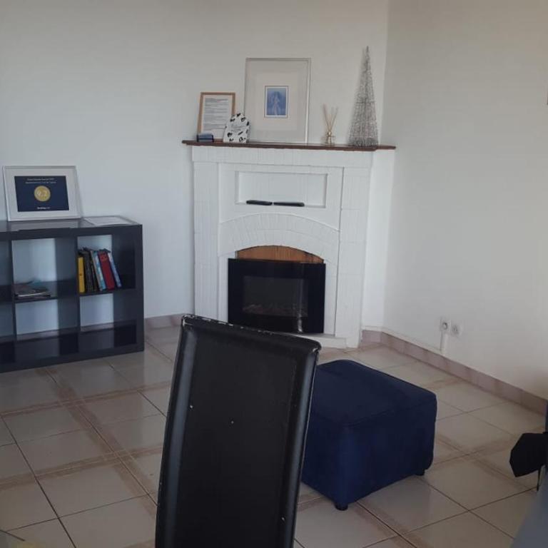 Appartements Au Cros De Cagnes - Appartement avec Balcon et Vue sur la Mer - 32