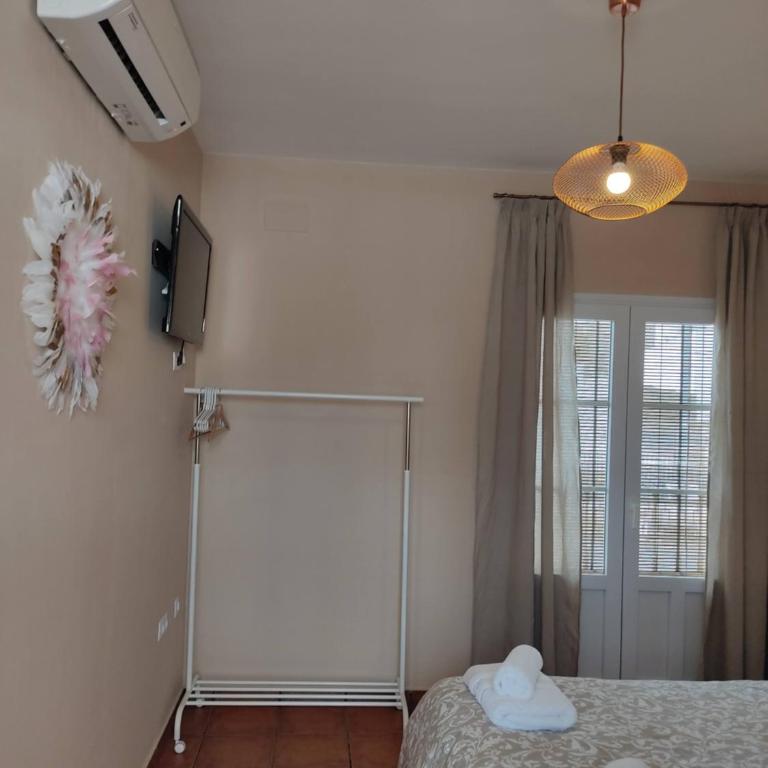 ALOJAMIENTO La CAPILLITA HABITACION CON BAÑO - Habitación Doble con baño privado - 6