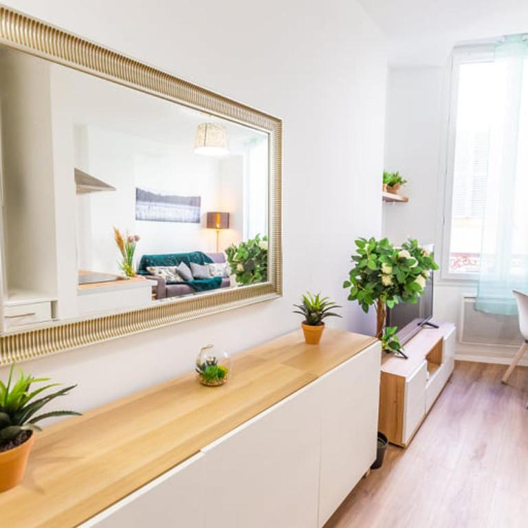 Bel appartement Type T3 climatisé - Appartement 2 Chambres - 12