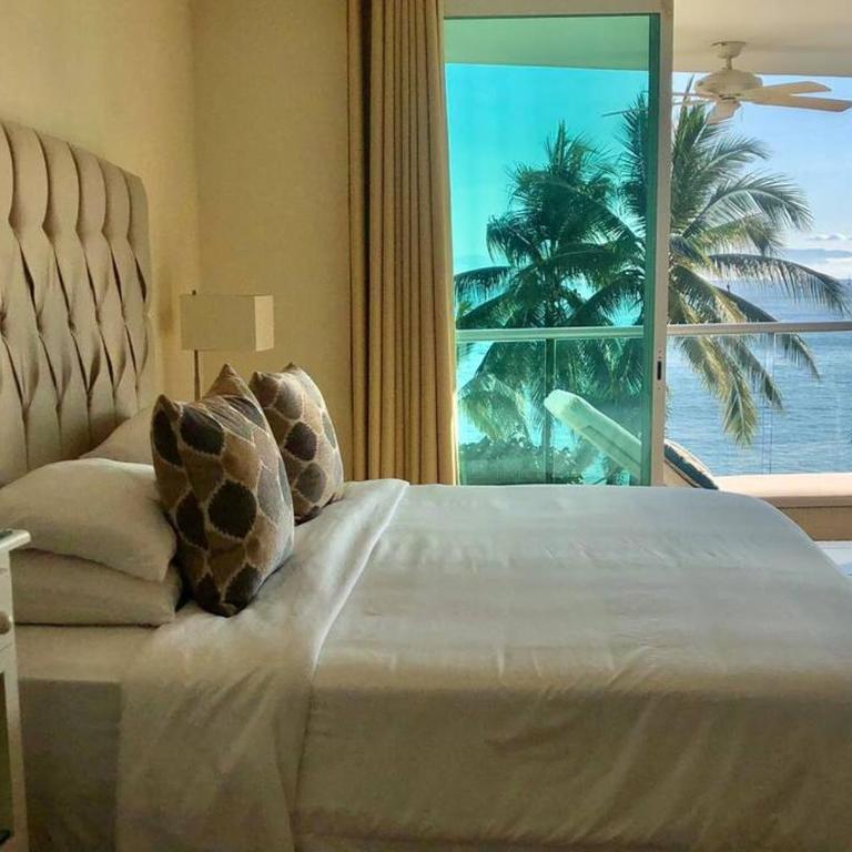 Beachfront Condo in Bucearías - Apartamento de 2 dormitorios - 2