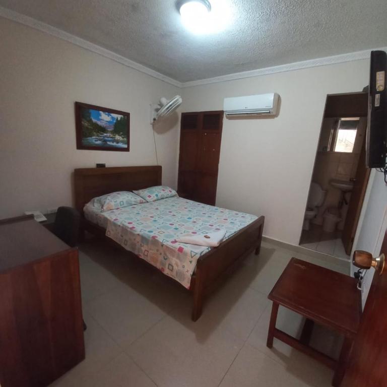 Hotel Granada Inn - Habitación Doble - 12