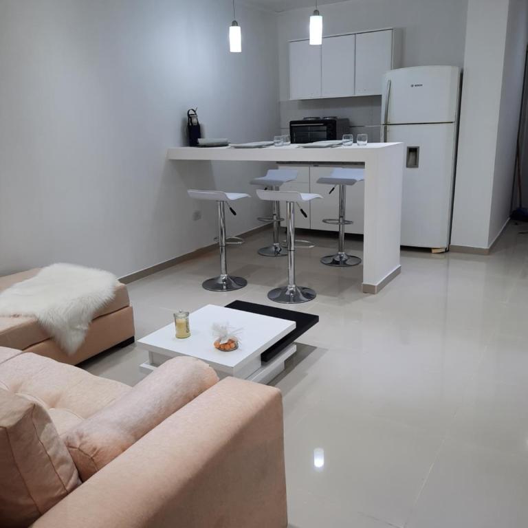 Precioso depto céntrico en San Rafael, Mendoza - Apartamento de 1 dormitorio - 2