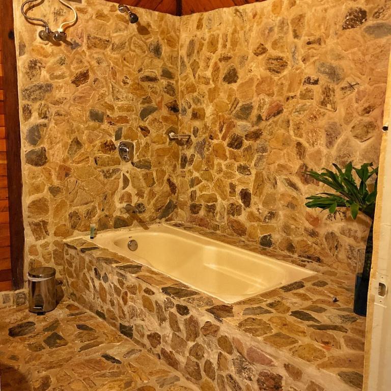 Finca Turística de Alojamiento Rural Avalon - Habitación Familiar con baño privado - 2