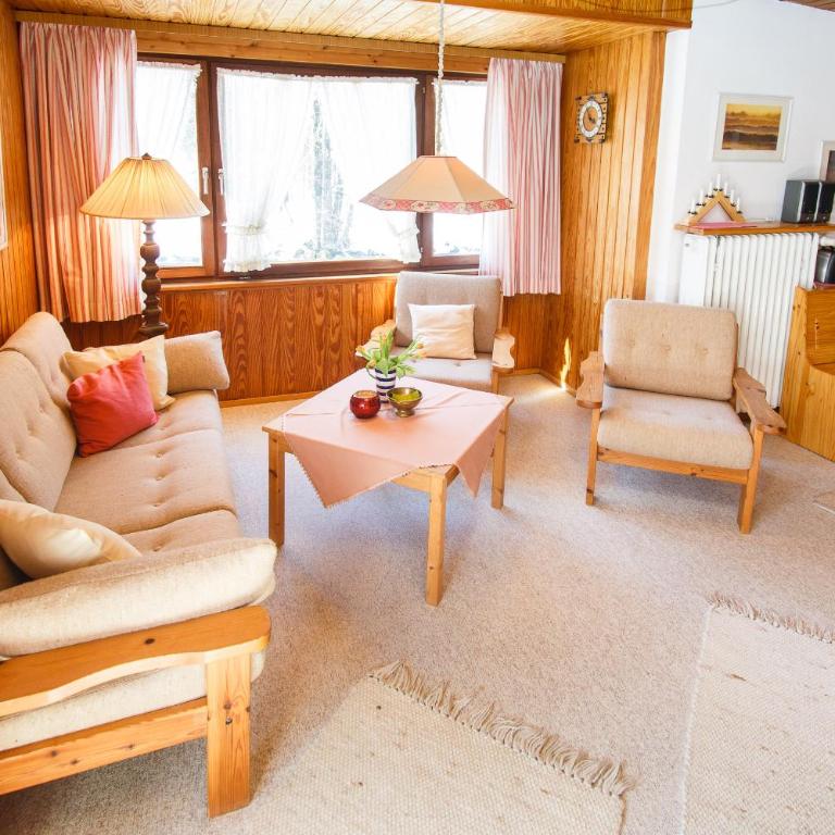 Am Traunufer Klaus Plenk inkl. Chiemgaukarte - Apartment mit Balkon - 2