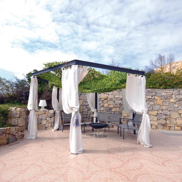 Pet Friendly Home In Les Adrets - Casa Vacanza con 5 Camere da Letto - 15