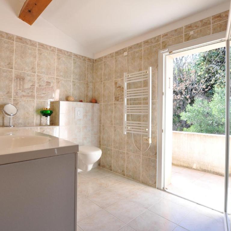 Pet Friendly Home In Les Adrets - Casa Vacanza con 5 Camere da Letto - 32